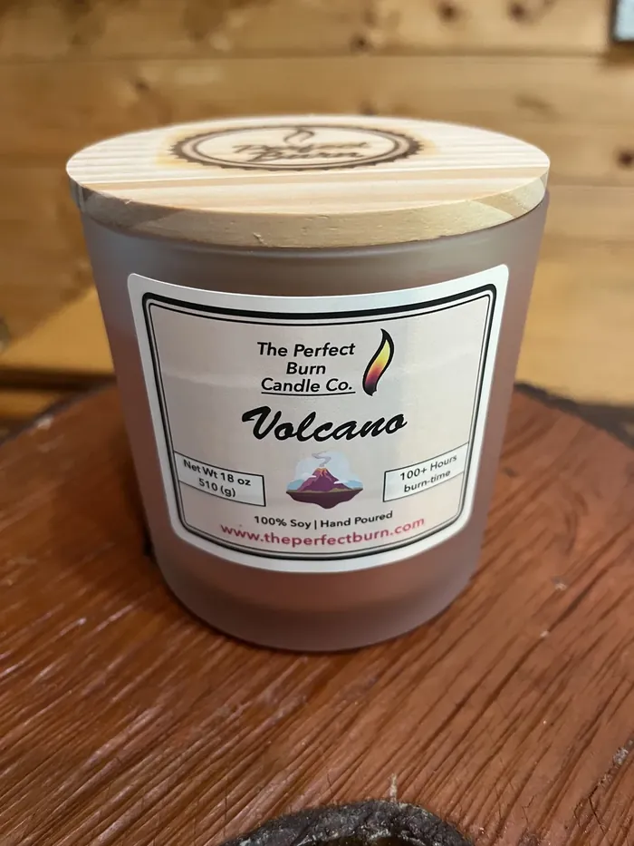 Volcano candle, poured
